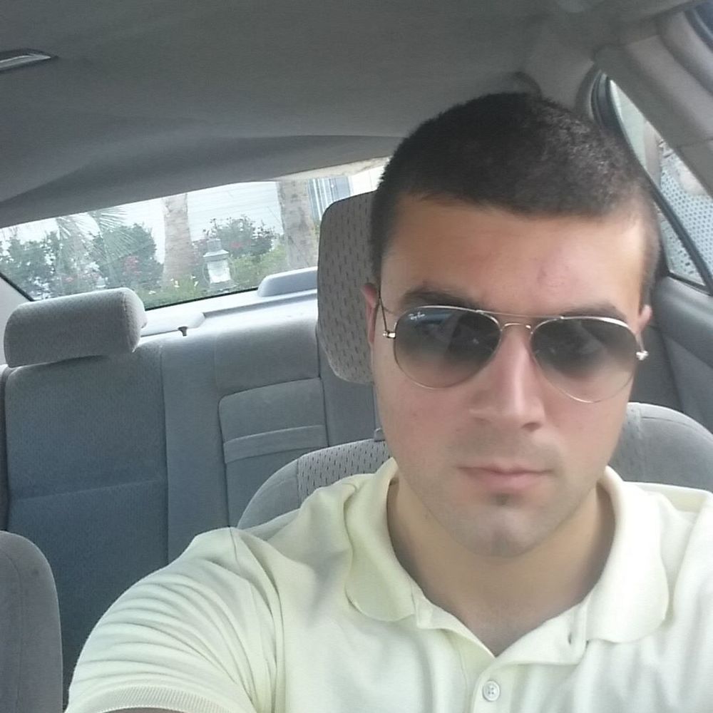 Meet your Posher, Vuk